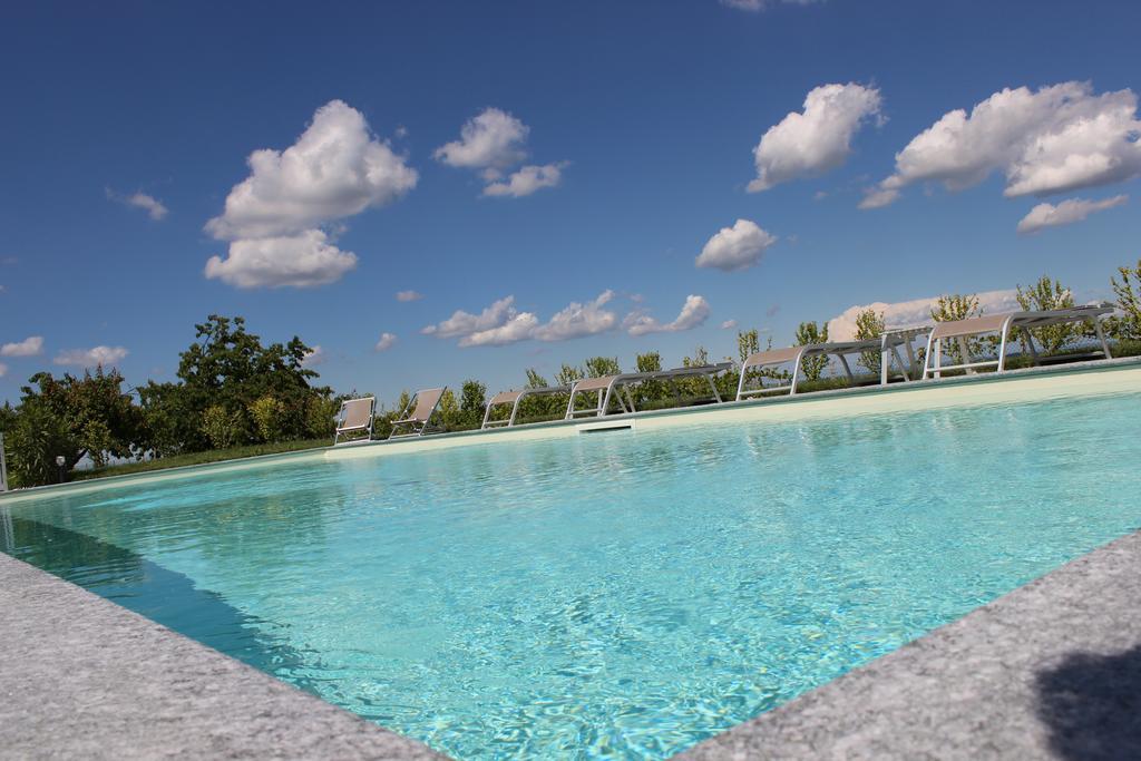 Bed and Breakfast La Cascina Della Musica Костильоле-д'Астри Экстерьер фото