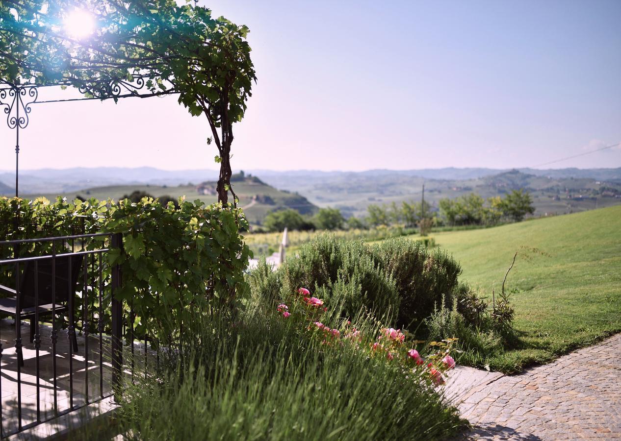 Bed and Breakfast La Cascina Della Musica Костильоле-д'Астри Экстерьер фото