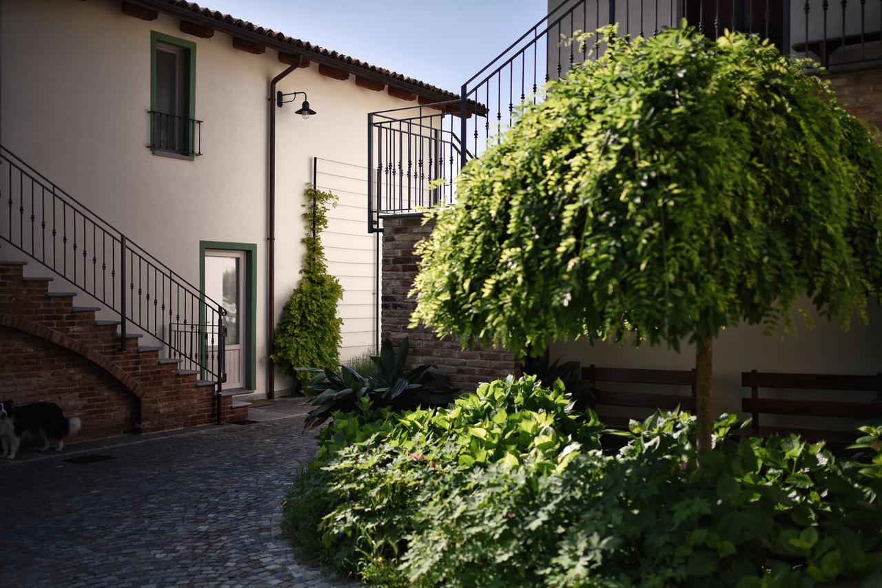 Bed and Breakfast La Cascina Della Musica Костильоле-д'Астри Экстерьер фото